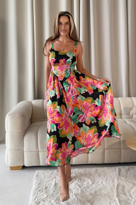 GIRL IN MIND FLORAL MIDI DRESS