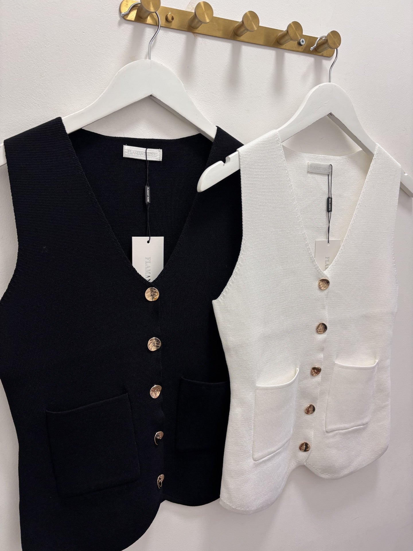 FINE KNIT WAISTCOAT